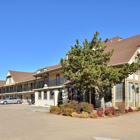 Executive Inn Edmond Exteriör bild
